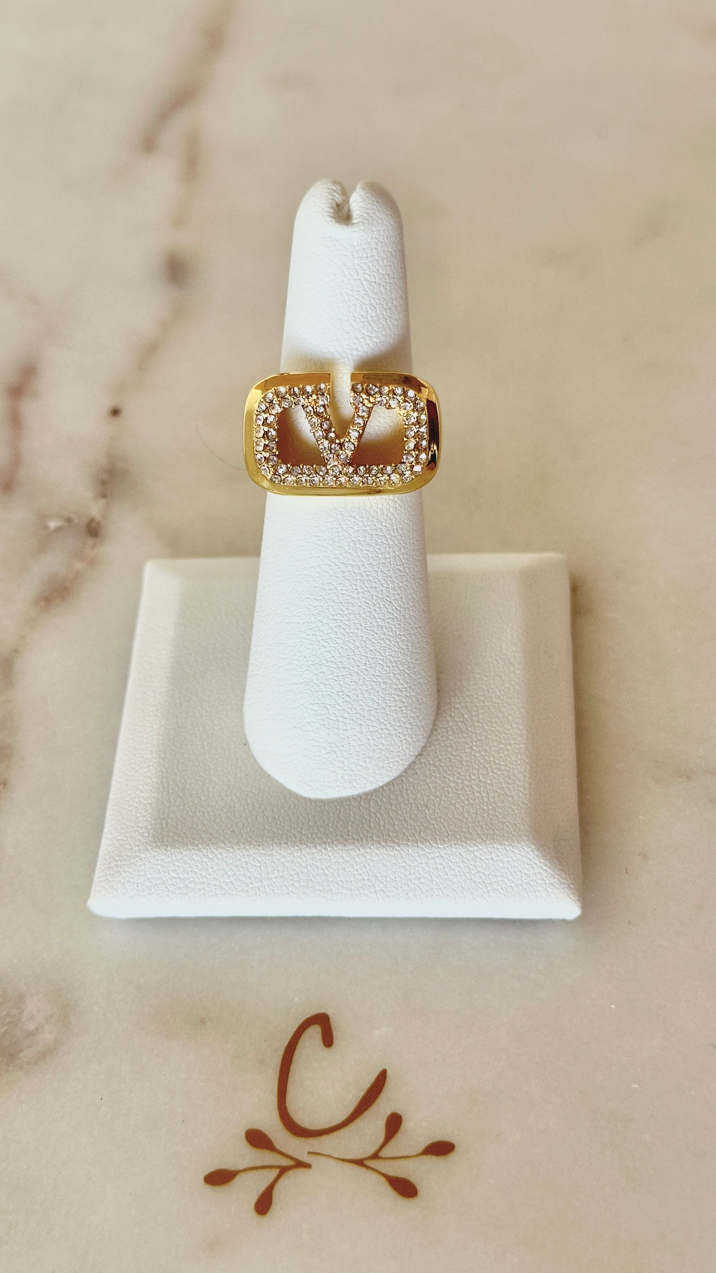 Di Carol V Crystal Ring