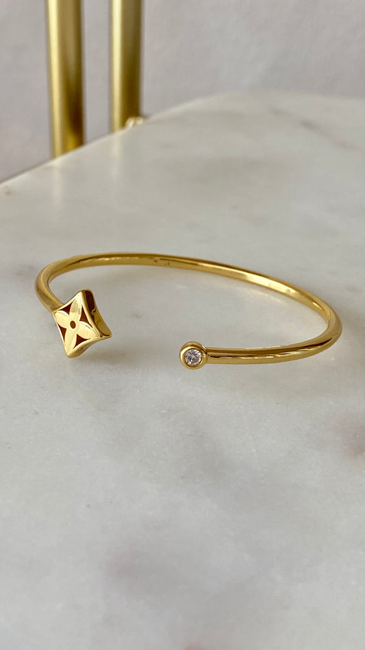 Gold ✨ Adjustable bangle